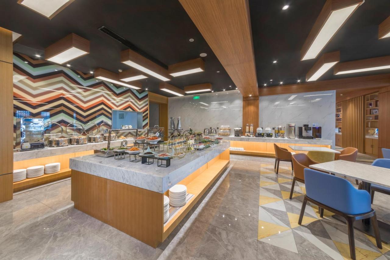 Holiday Inn Express Qingdao Chengyang Central By Ihg ภายนอก รูปภาพ