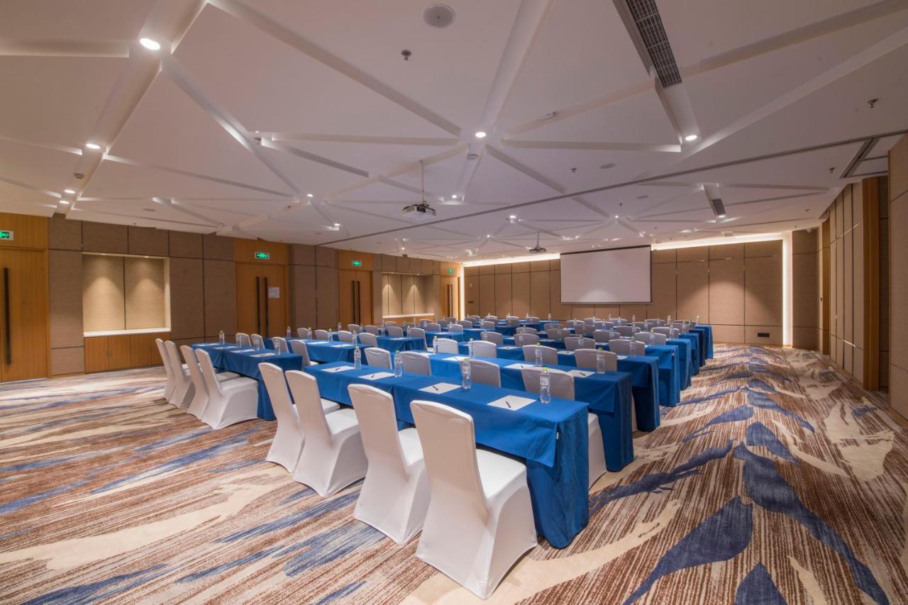Holiday Inn Express Qingdao Chengyang Central By Ihg ภายนอก รูปภาพ