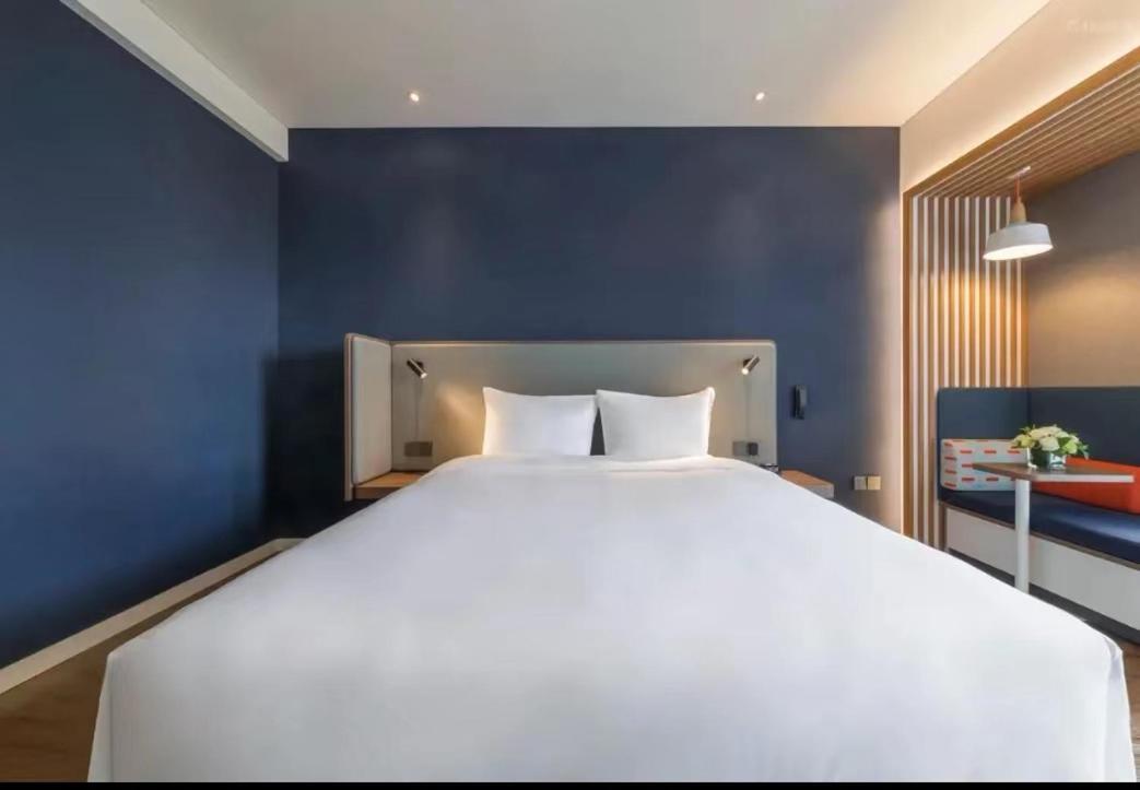 Holiday Inn Express Qingdao Chengyang Central By Ihg ภายนอก รูปภาพ