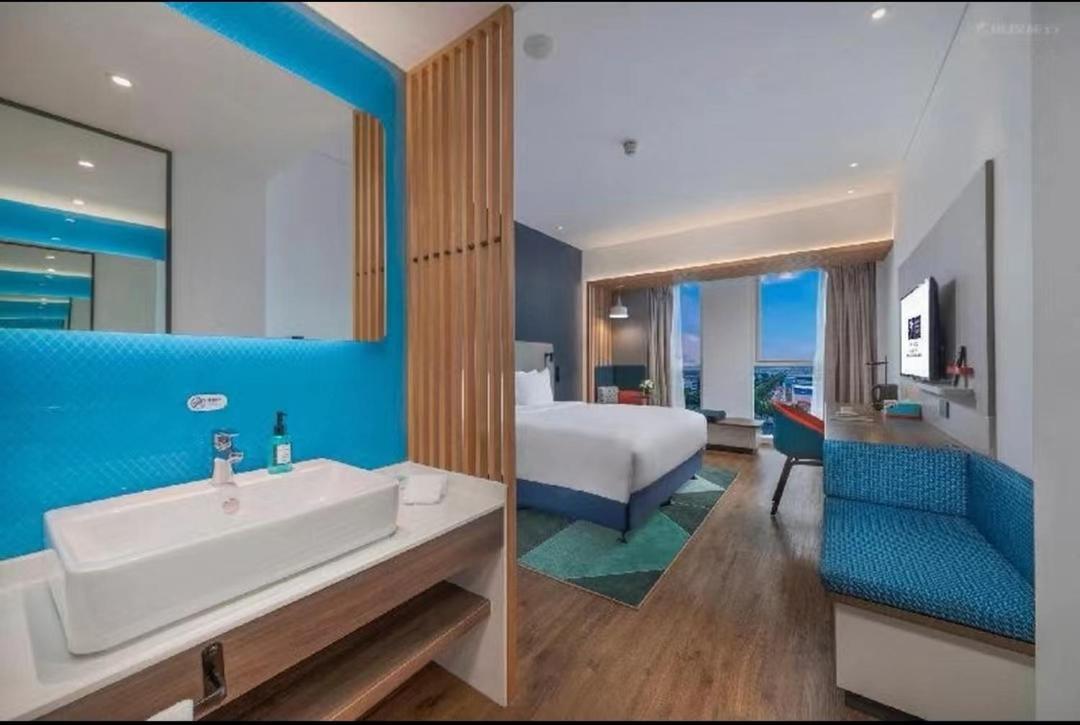 Holiday Inn Express Qingdao Chengyang Central By Ihg ภายนอก รูปภาพ